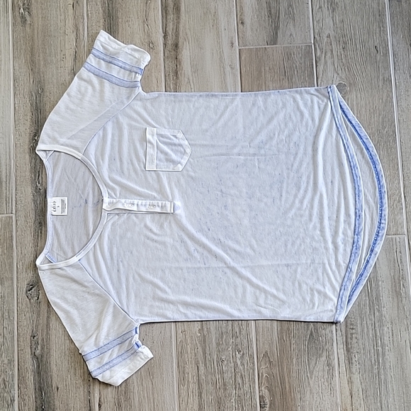 Exist Tops - Exist Sheer White and Blue jersey style tee shirt size small 🛍